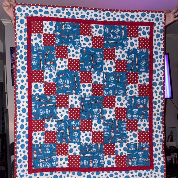 Cat and the Hat Quilt 36.5X42.5 - Picture 4 of 5